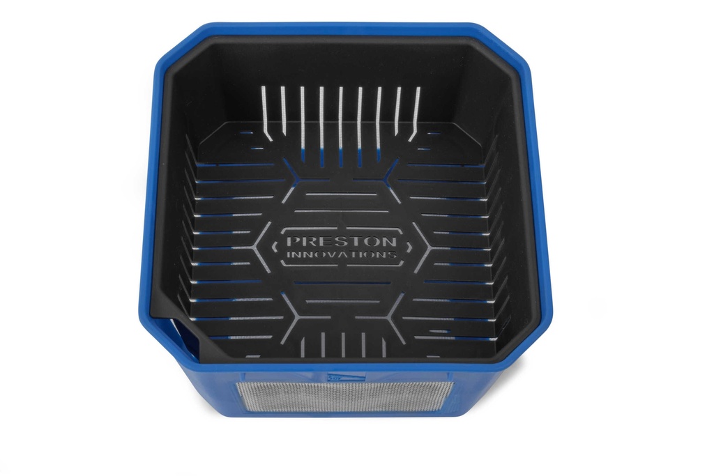 p0260014-2pt-bait-strainer_st_03