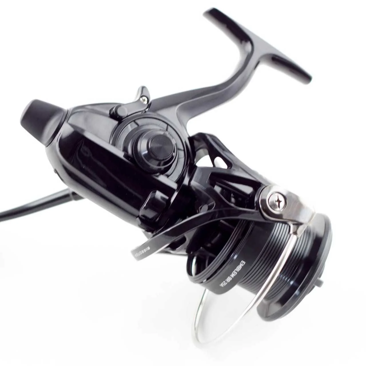 daiwa_emblem-br-side_1280x1280