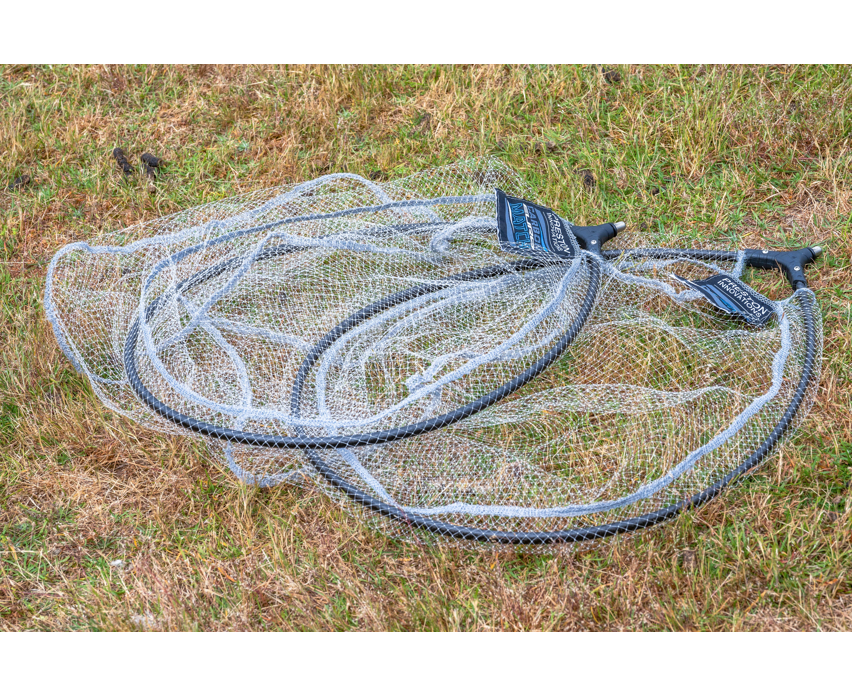 pp-p0140055_carboneuromatchlandingnet16in-03_productlifestyleimage1
