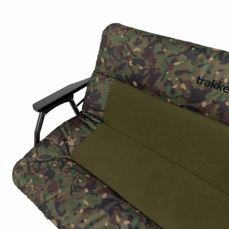 trakker-rlx-bench-chair~7