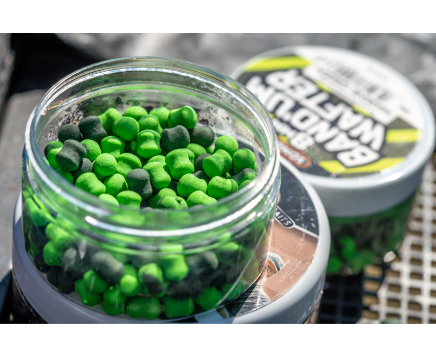 sp-10516_marinegreenwafters-03_lifestyle