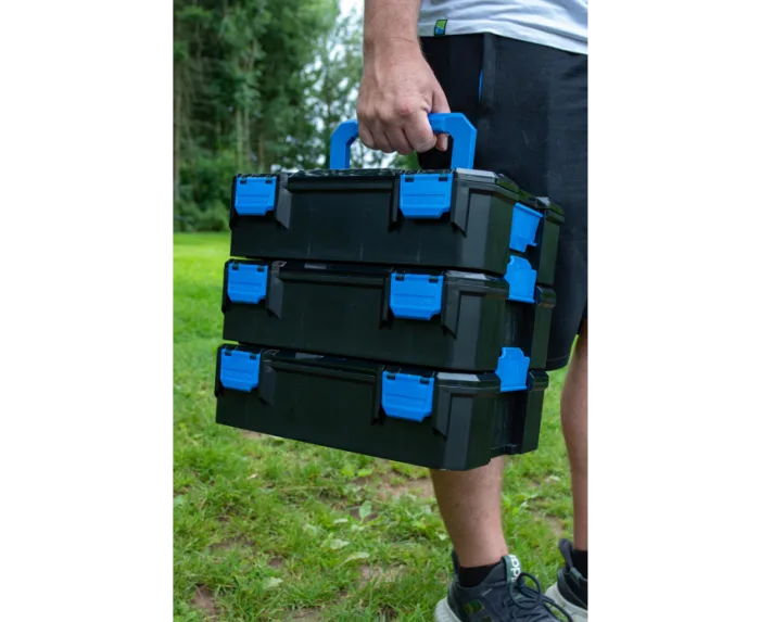 P0220191_hardcasefeedersystem-2-700x573.png