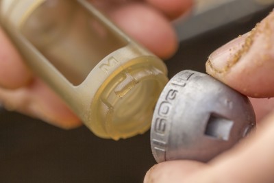 X-Change Window Feeder5