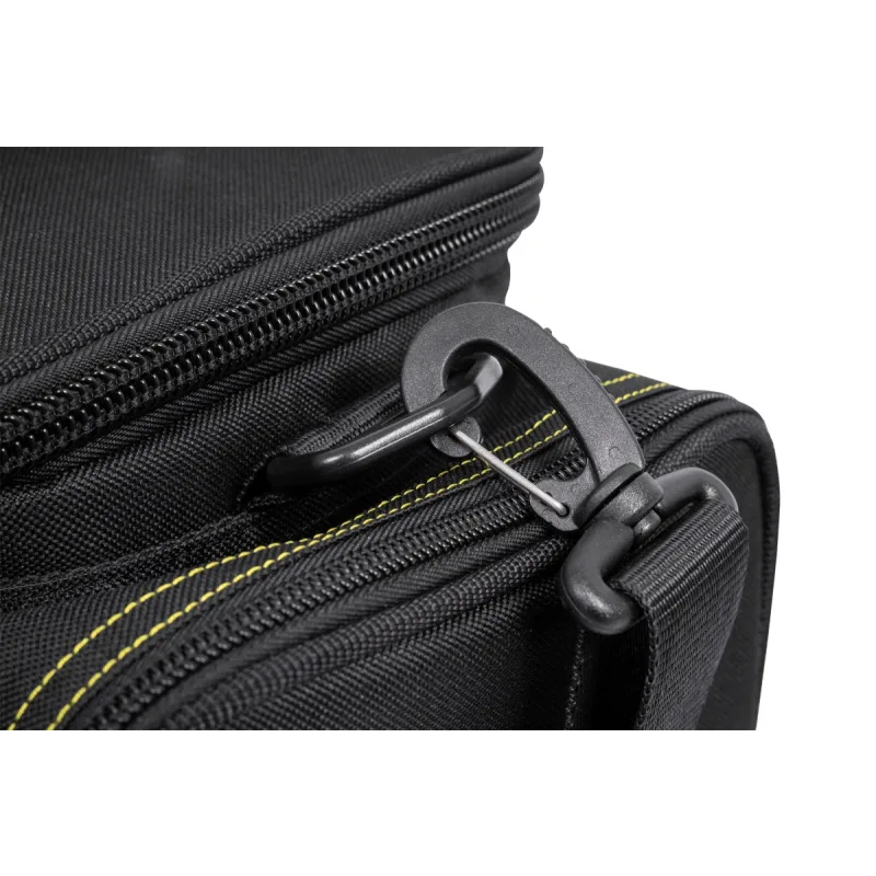 black-cat-medium-holdall~4