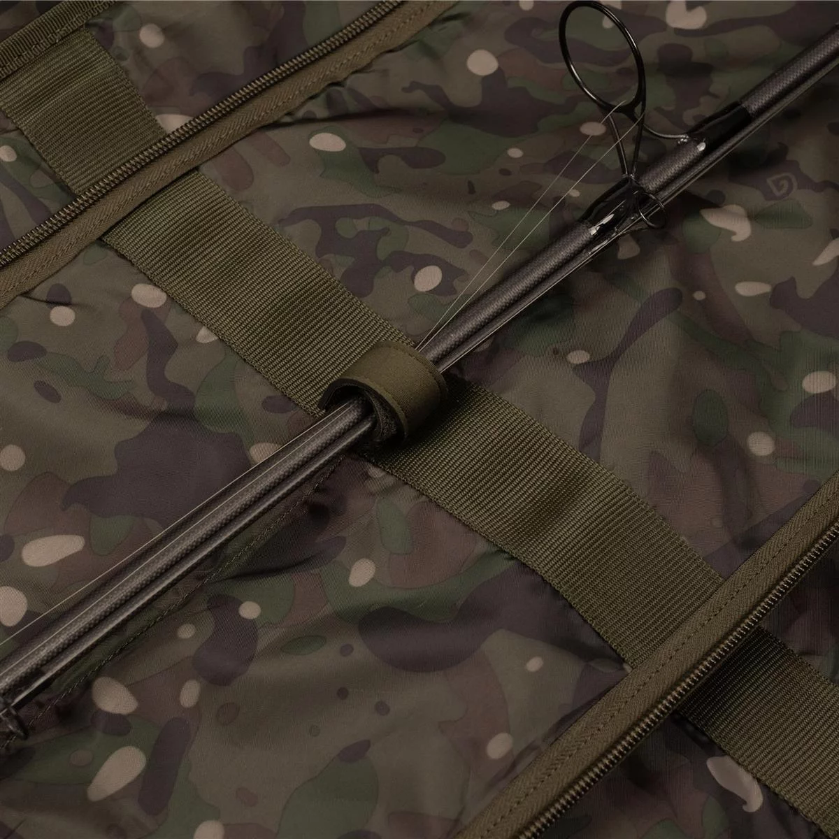 trakker-nxc-camo-3-rod-sleeve-13ft~10