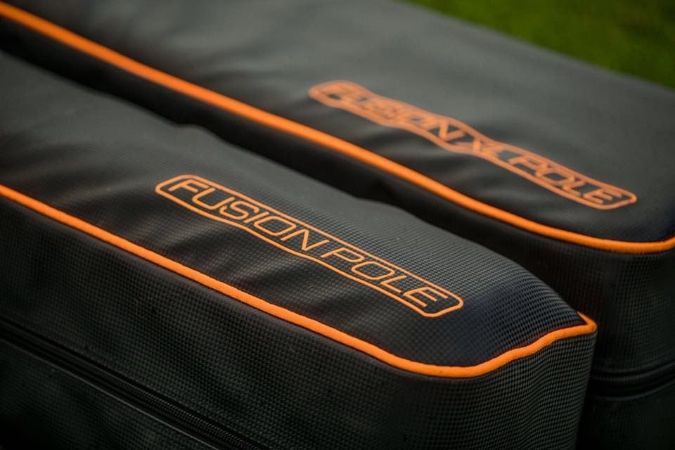 Fusion Pole XL Holdall